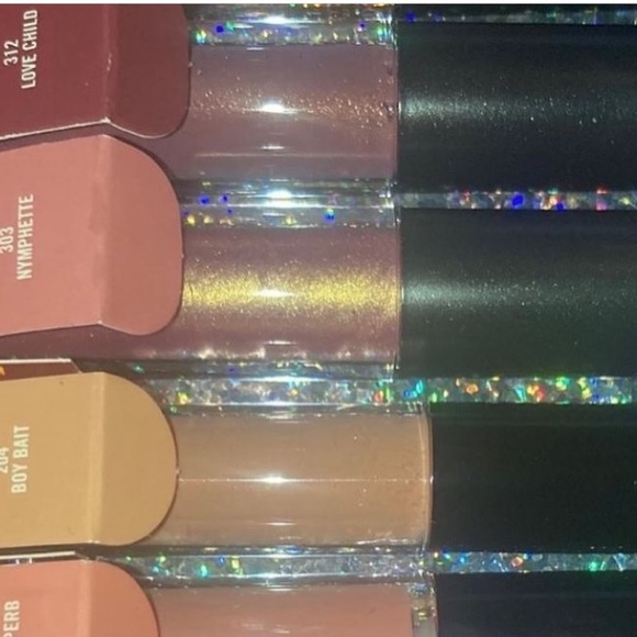 x1 MAC NYMPHETTE LIPGLASS GLOSS BRAND NEW BOXED - Picture 5 of 8